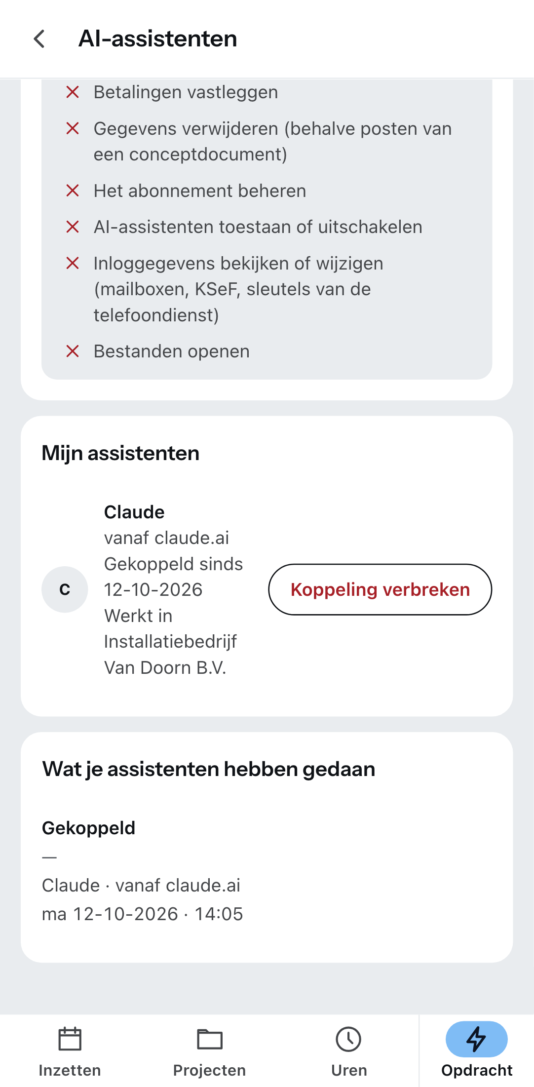 „AI-assistenten” in de Zirko App: een gekoppelde assistent en de knop waarmee je de koppeling verbreekt.